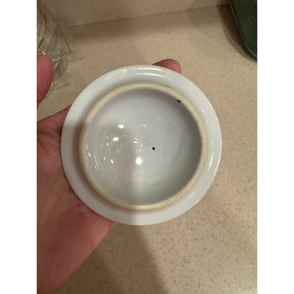 Vintage Tea Mug w/ Lid Zhongguo Jingdezhen Porcelain - Picture 6 of 6